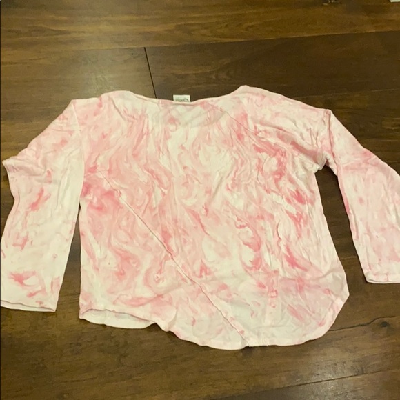 Top - Picture 2 of 4